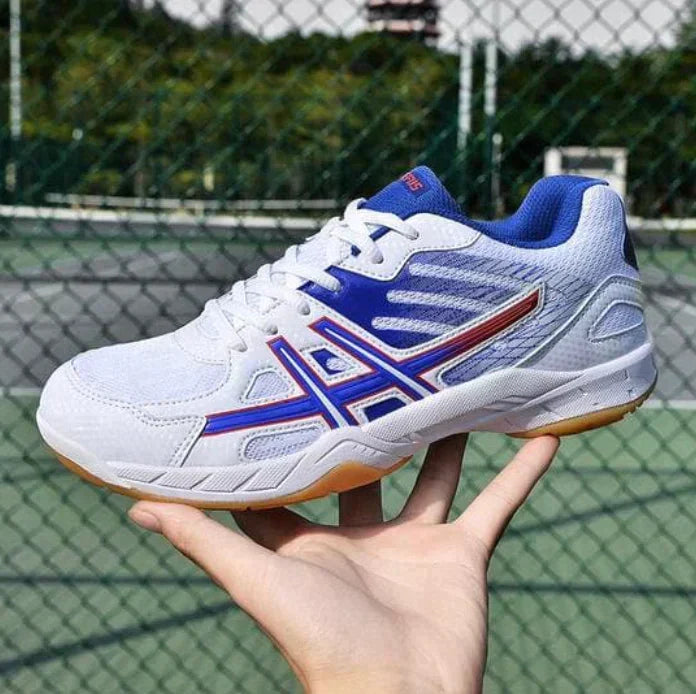 Stylish women's sneakers for dynamic performance, suitable for running, workouts & versatile fitness.