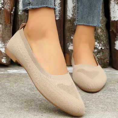 Women's orthopedic shoes offering breathable comfort & support for versatile daily wear.