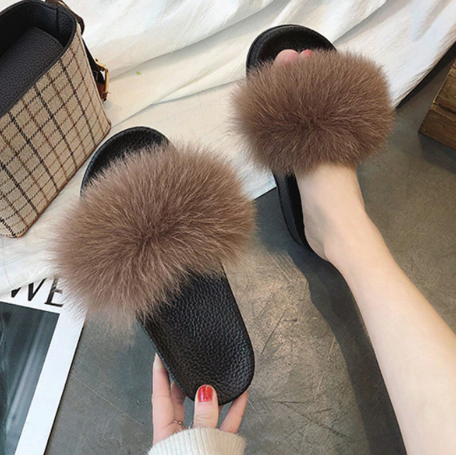 Plush women's open-toe slide sandals. Fluffy comfort slippers, great casual house shoes.