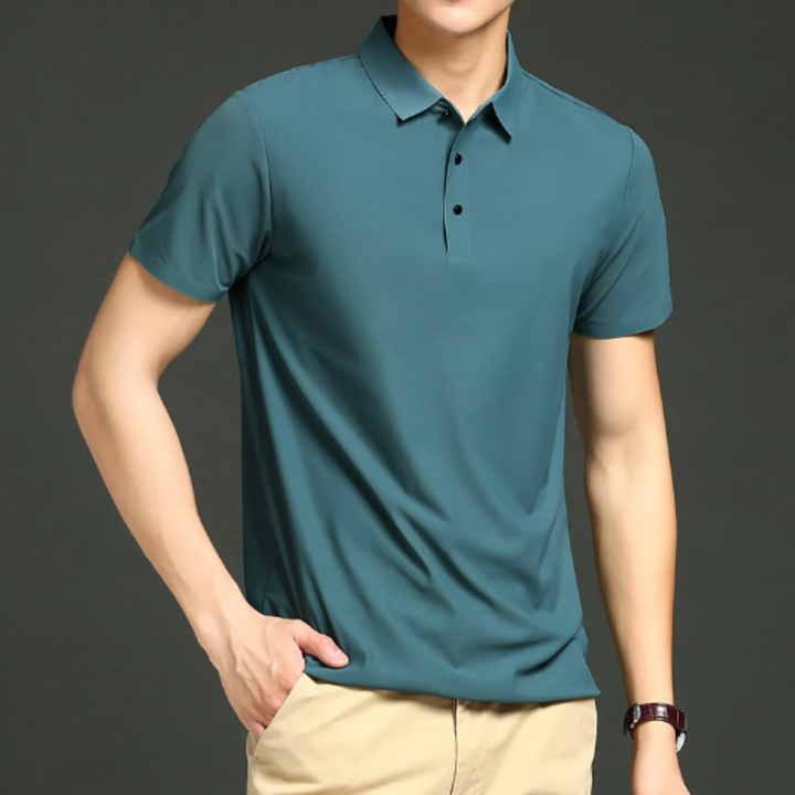 Versatile men's polo shirt, suitable for both casual & smart casual occasions. Effortlessly stylish.