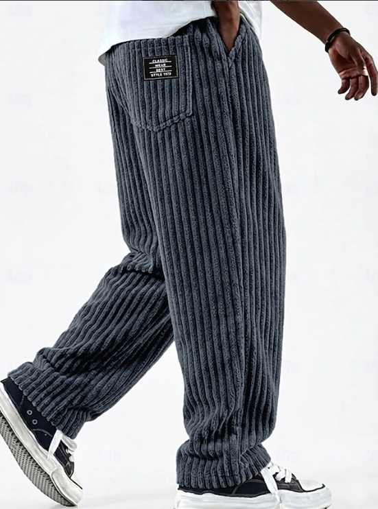 Comfortable men's corduroy everyday pants, classic vintage style with a relaxed fit.