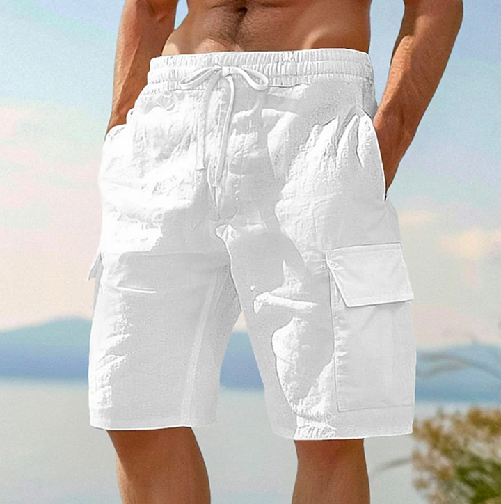Women's classic lace shorts with side pockets, perfect for casual summer wear and effortless style.