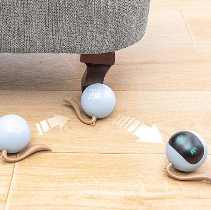 Smart rechargeable LED cat toy ball, perfect for interactive play & pet exercise.