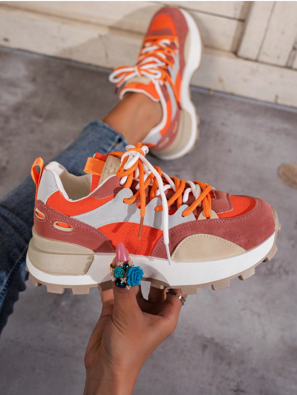 Stylish women's colourblock chunky platform sneakers, perfect for casual outfits and street style fashion.