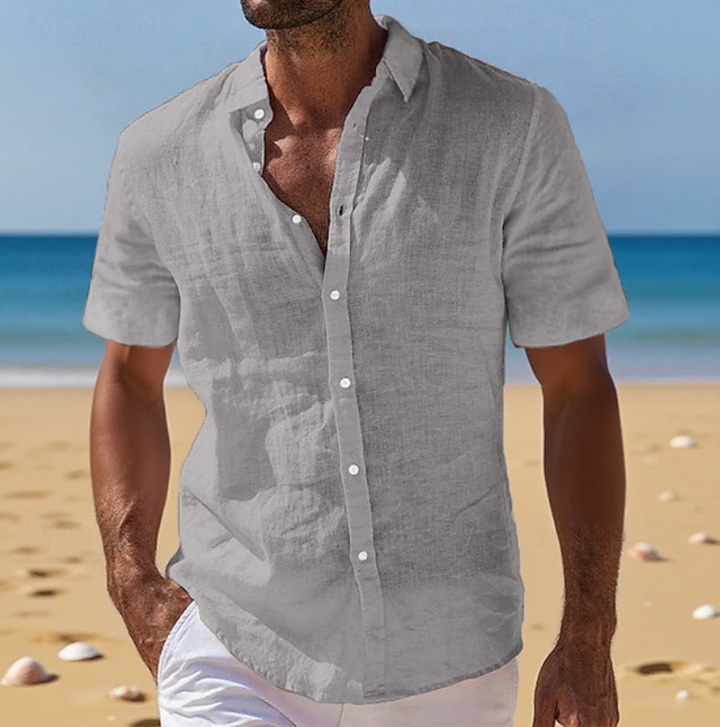 Men's casual short sleeve summer shirt with a relaxed fit, ensuring comfort for warm weather activities.