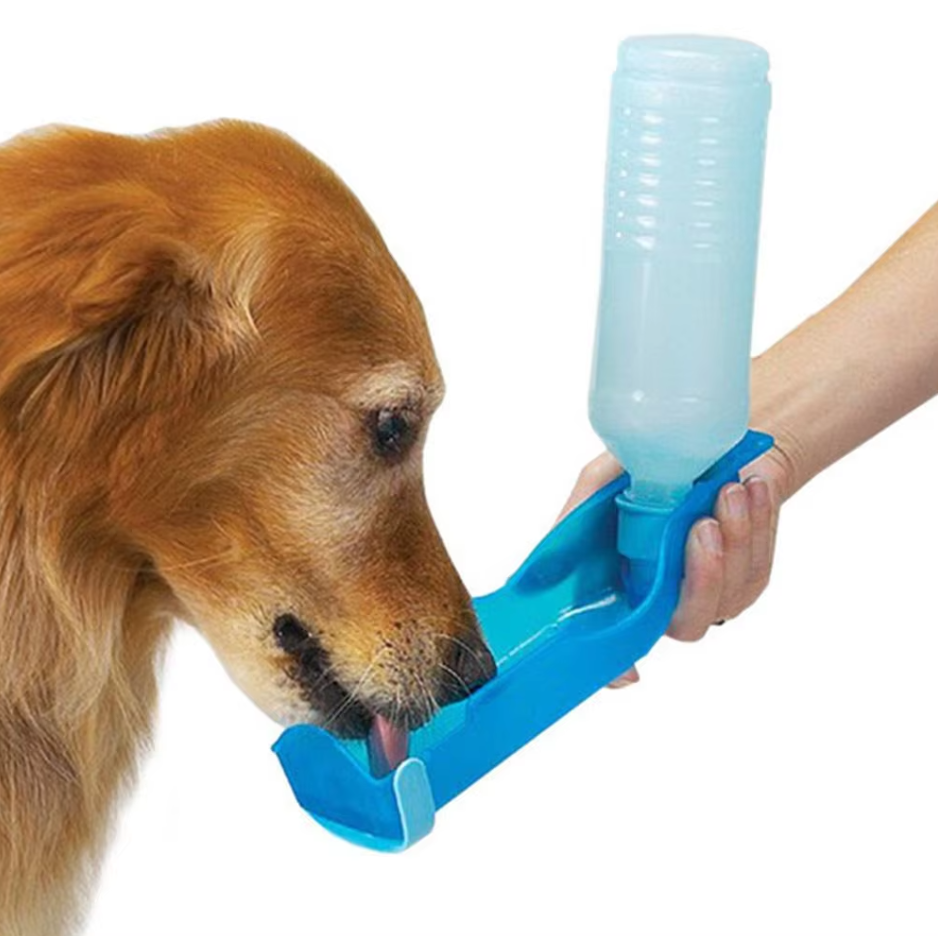Easily hydrate your dog with this portable water bottle and integrated travel bowl.