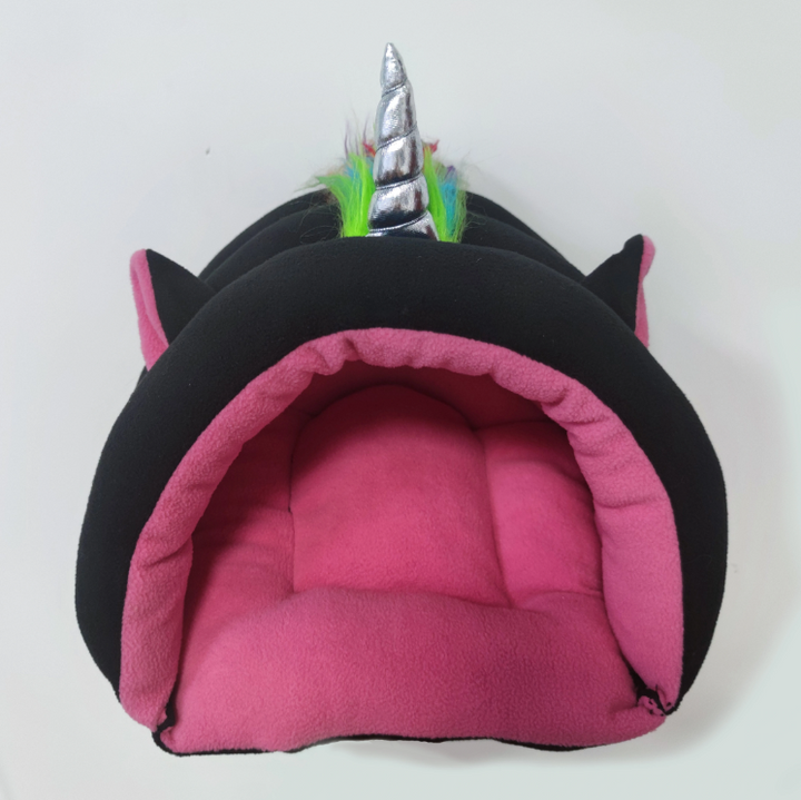 Enchanting unicorn animal bed, extra soft and comfortable. A perfect magical hideaway for your cat or puppy.