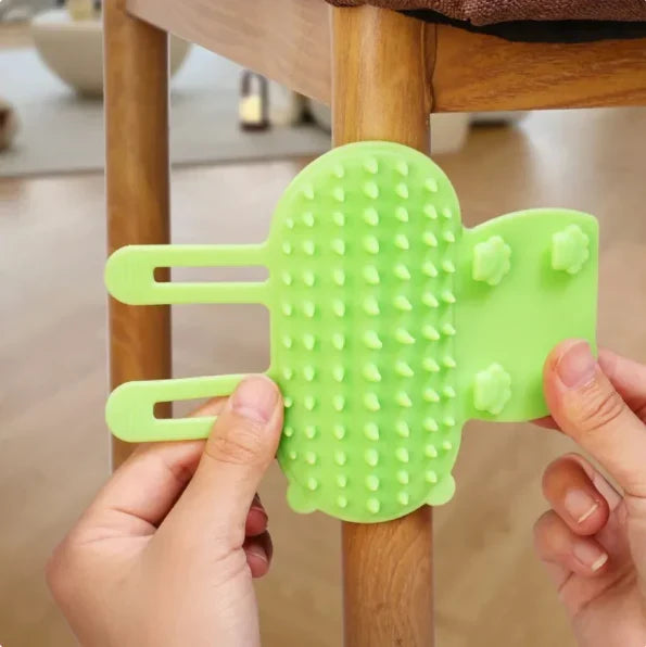 Durable multi-color silicone cat scratching brush for effective itch relief, grooming, & pet care.