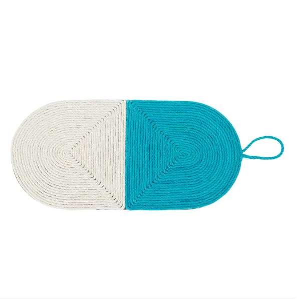 Cat's sisal scratching mat featuring a fun fish design. Essential pet toy for claw care & furniture protection.