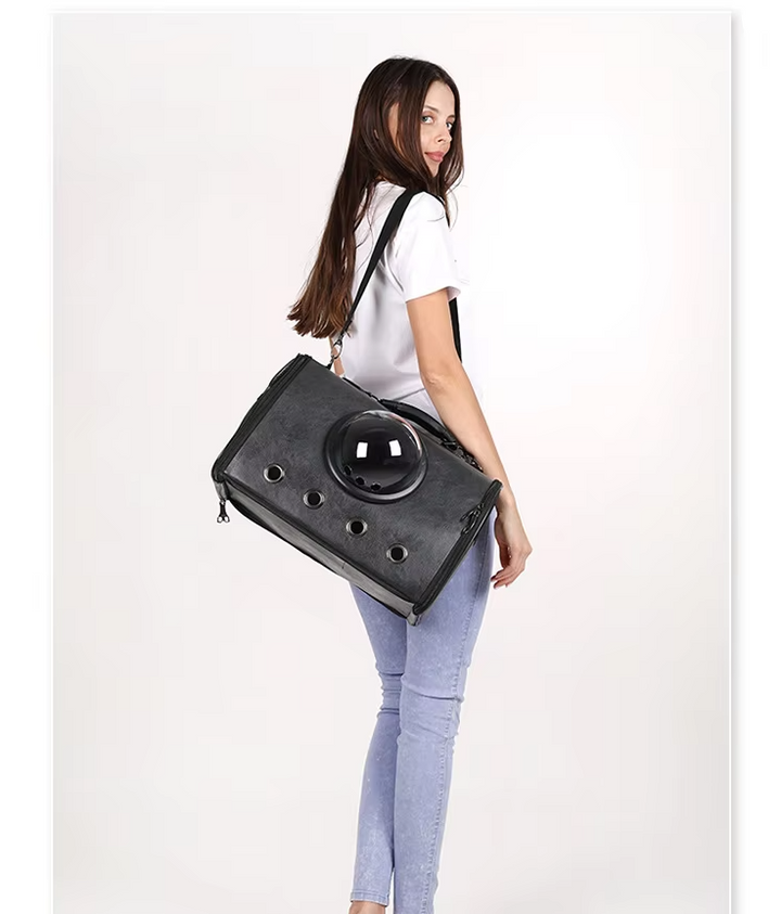 Dog & cat car carrier bag with a viewing window, ensuring comfortable and safe pet travel.