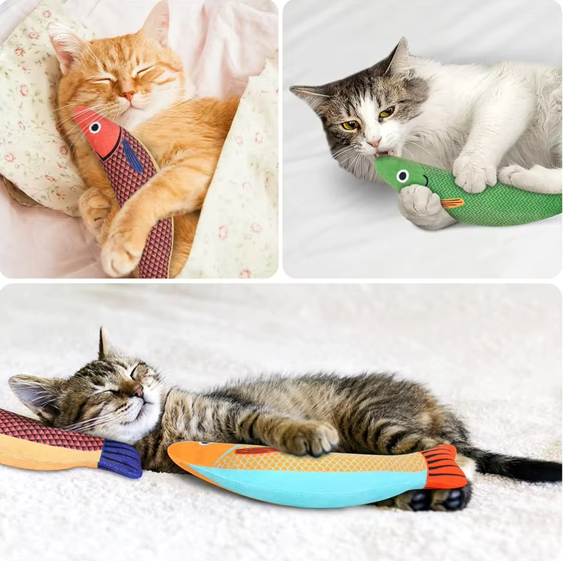 Interactive fish cat toy with catnip & sound, encouraging playful fun & mental stimulation for felines.