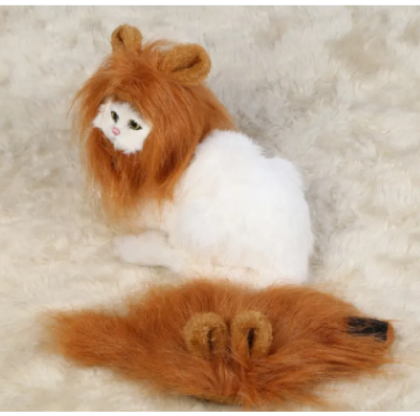 Transform your cat with this funny lion mane costume & ears. Ideal cat apparel & photo prop for feline fun.
