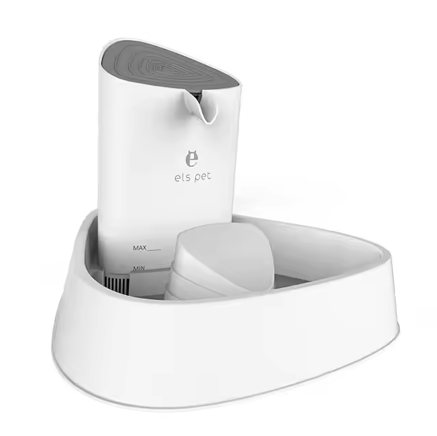 Automatic pet water fountain in white ceramic, ideal for dogs & cats, promoting hydration & health.