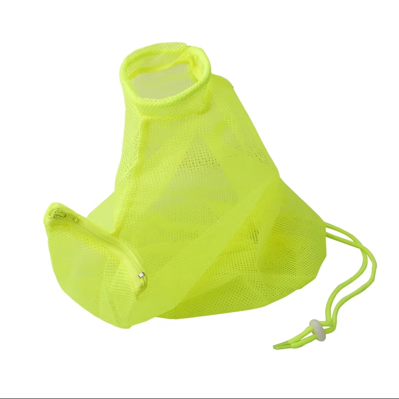 Practical cat accessory: mesh grooming bag ensures safe bathing, nail trimming, and vet care.