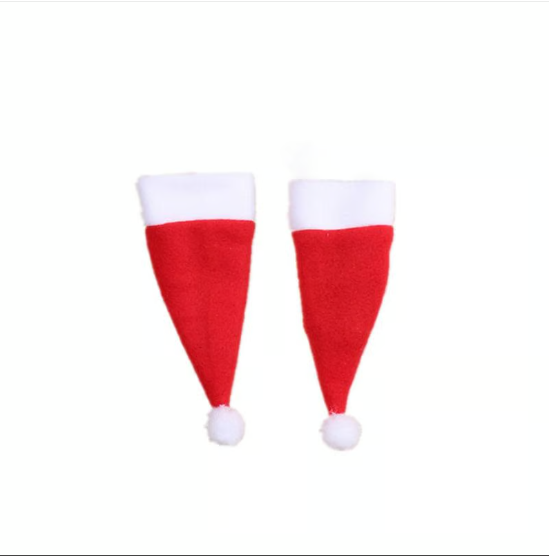 Get your pet holiday-ready with this festive Christmas hat & scarf set for dogs & cats.