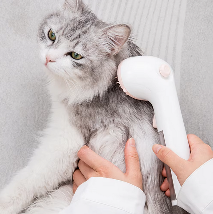 Pet Dry Foam Brush with Integrated Cleaner Dispenser for waterless dog & cat grooming. Gentle hygiene.