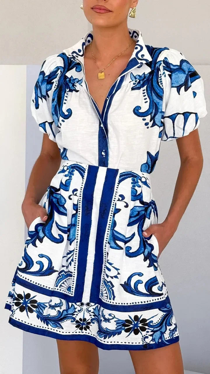 Trendy women's floral puff sleeve sundress, a versatile mini dress for summer.