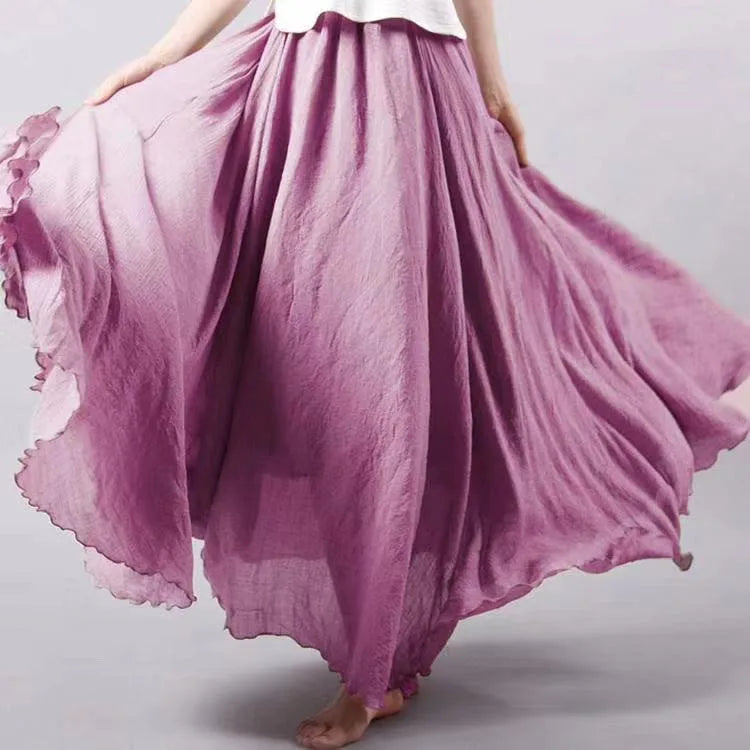 Women's flowing maxi skirt, airy & fashionable for elegant summer style.