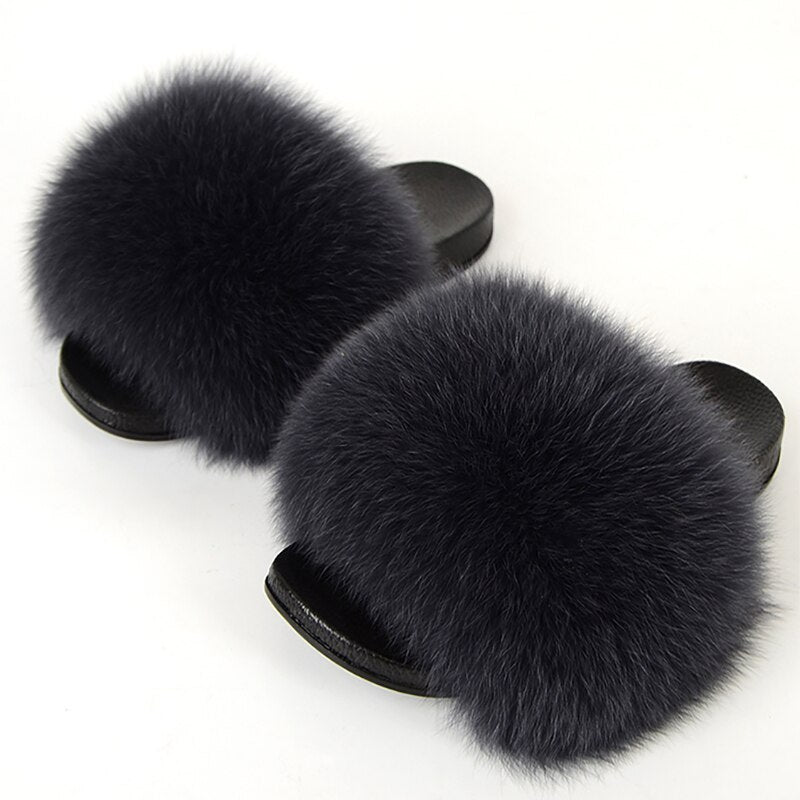 Women's trendy fluffy open-toe slides. Soft comfort sandals, ideal as cozy house slippers.