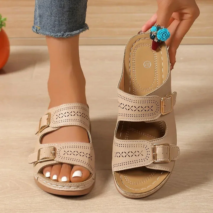 Orthopedic comfort sandals for women, offering arch support, pain relief, and adjustable fit for summer walking.