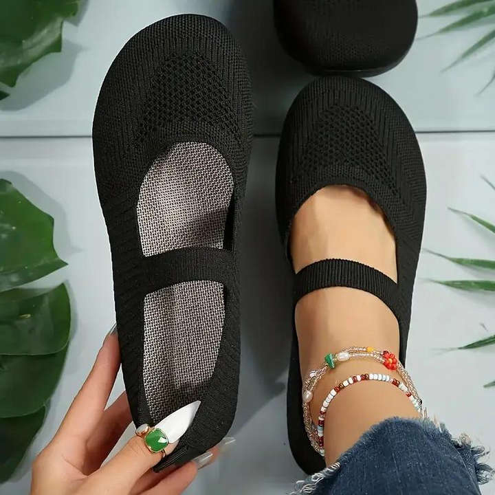 Fashionable women's slip-on shoes, ensuring comfort for stylish everyday wear.