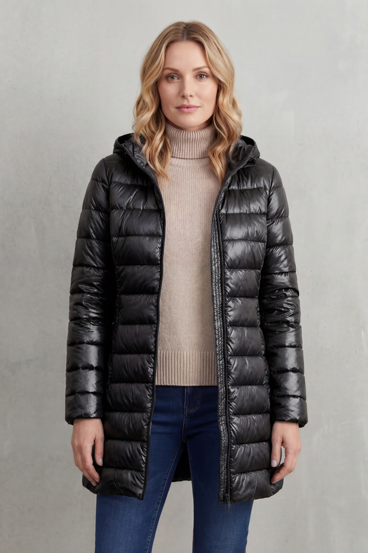Everyday women's hooded puffer jacket, offering cozy warmth without the bulk.