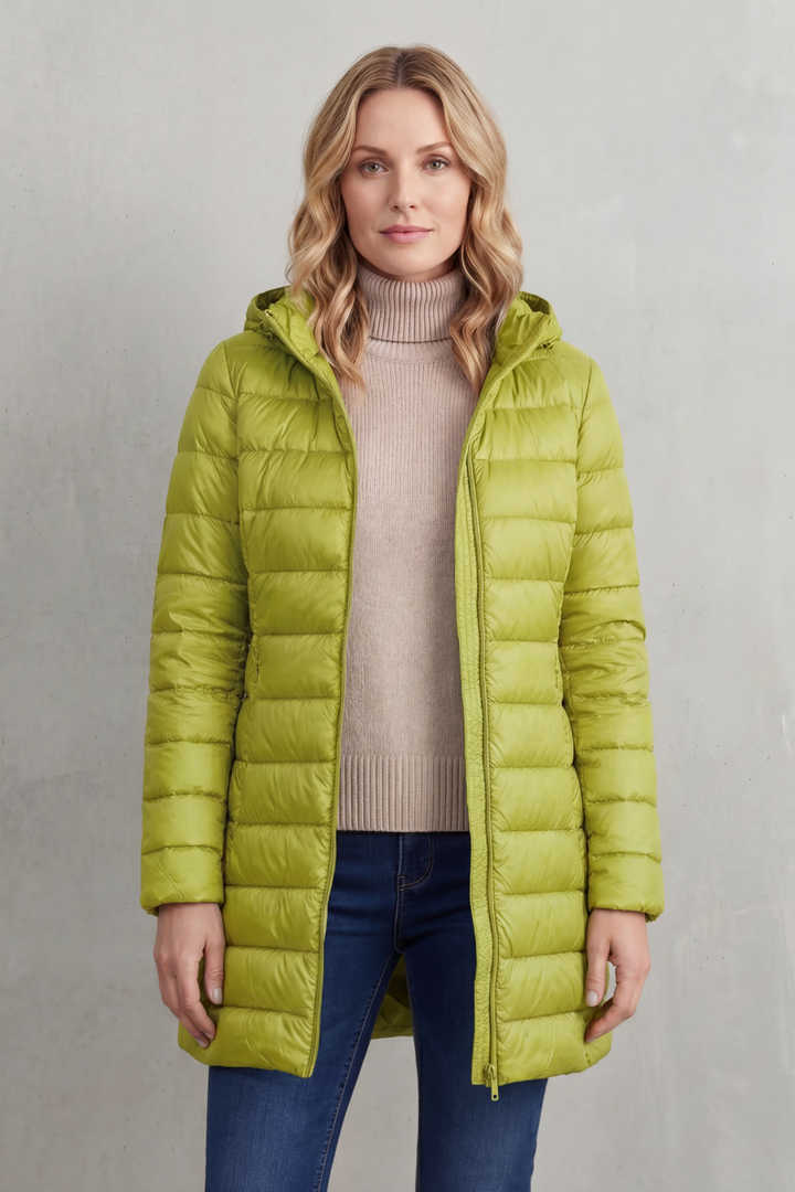 Ladies' fall fashion hooded puffer jacket, ultra-lightweight and perfect for warmth.