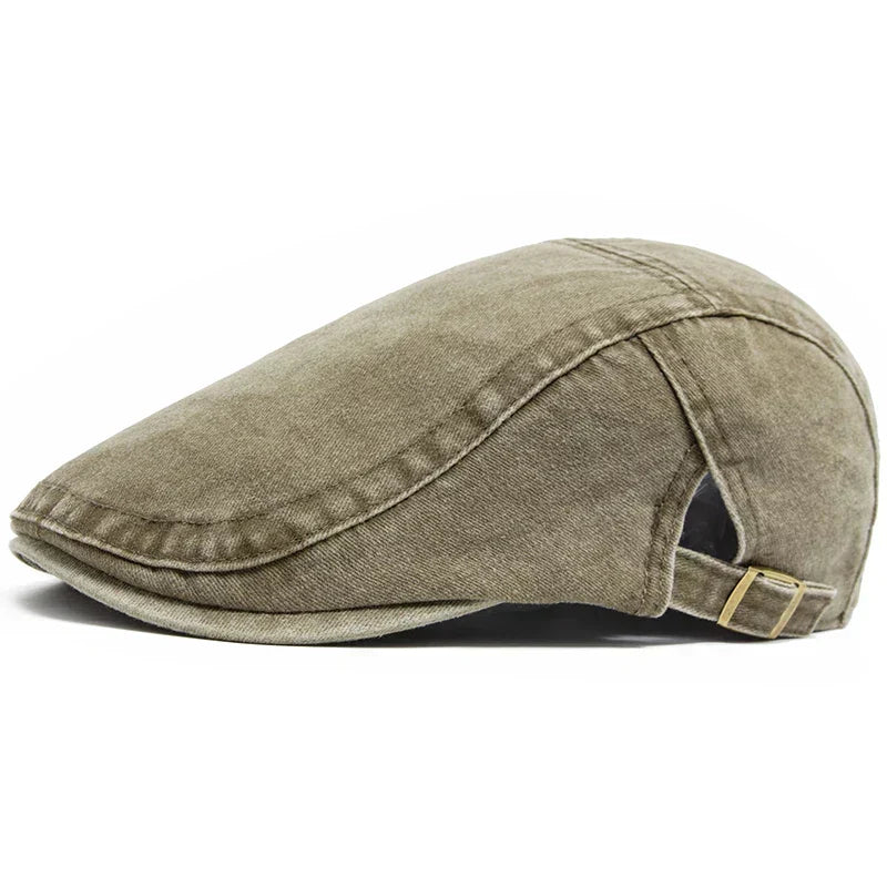 Stylish men's flat cap, a classic and comfortable everyday hat for versatile timeless fashion.