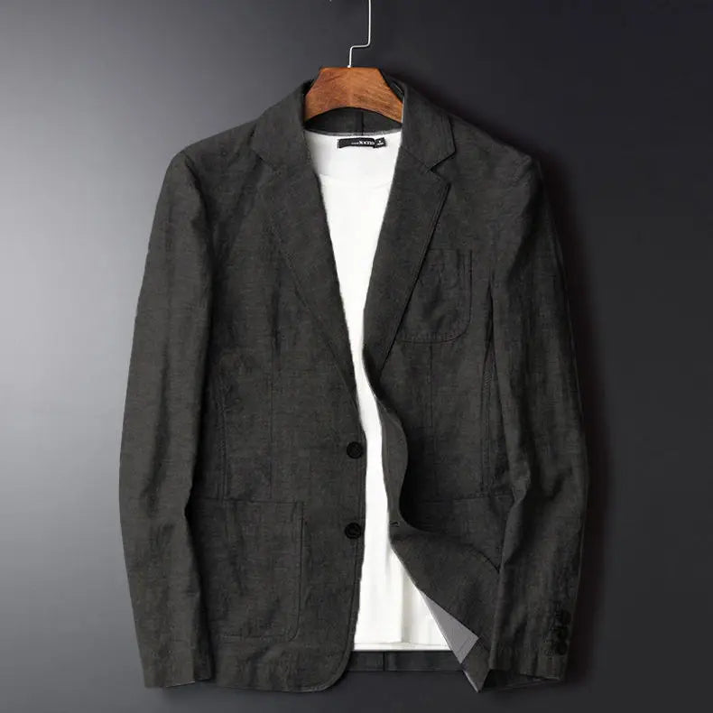 Smart women's lightweight blazer, perfect for an elevated casual or formal look.