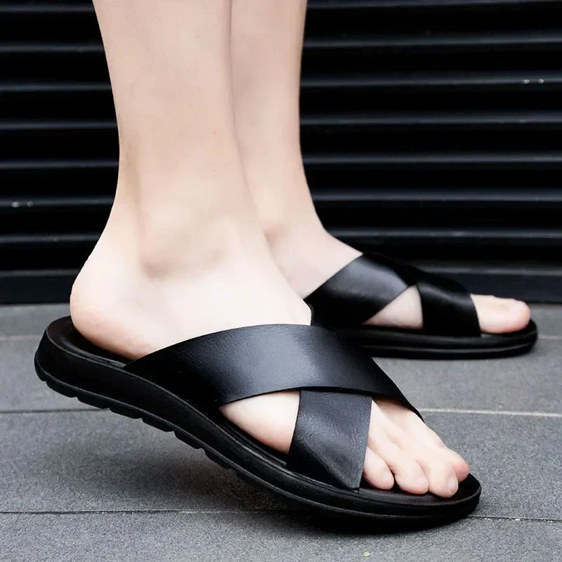 Fashionable men's outdoor slip-on sandals, essential summer footwear.