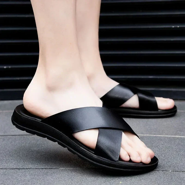 Fashionable men's outdoor slip-on sandals, essential summer footwear.