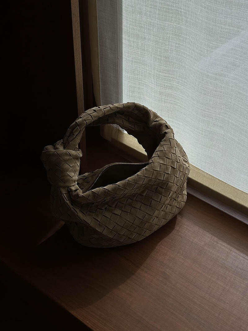 Premium braided suede women's mini bag, both elegant and highly functional.