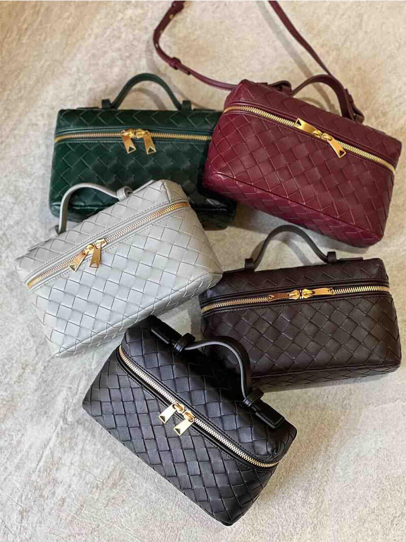 Versatile women's everyday bag, a compact woven purse with a sophisticated design.