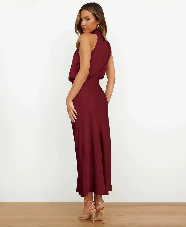 Fashionable women's midi dress, elegant high-waist design for casual or formal.