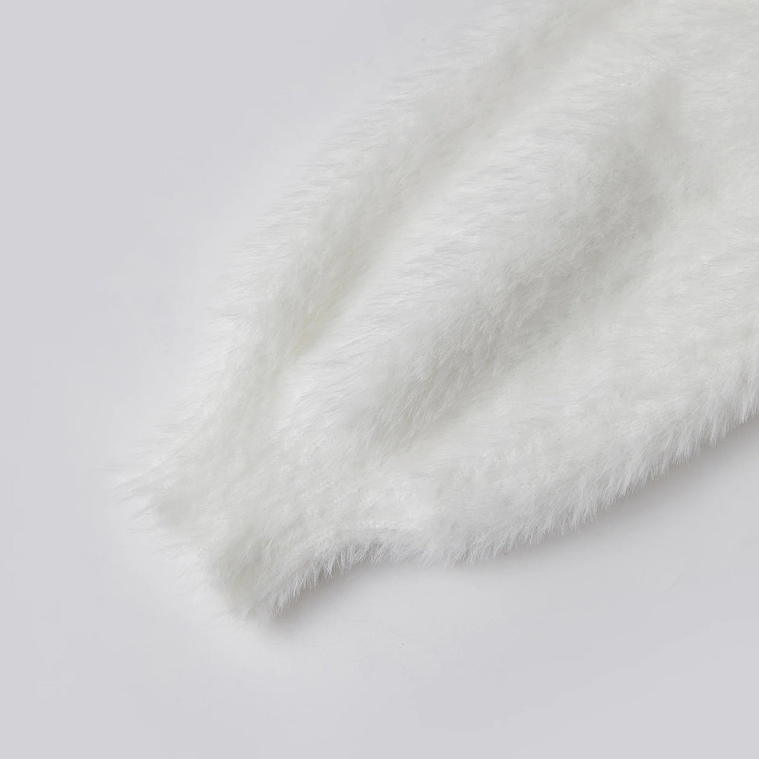 Relaxed fit white long cardigan for women, cozy and chic, perfect for casual layering in fall.