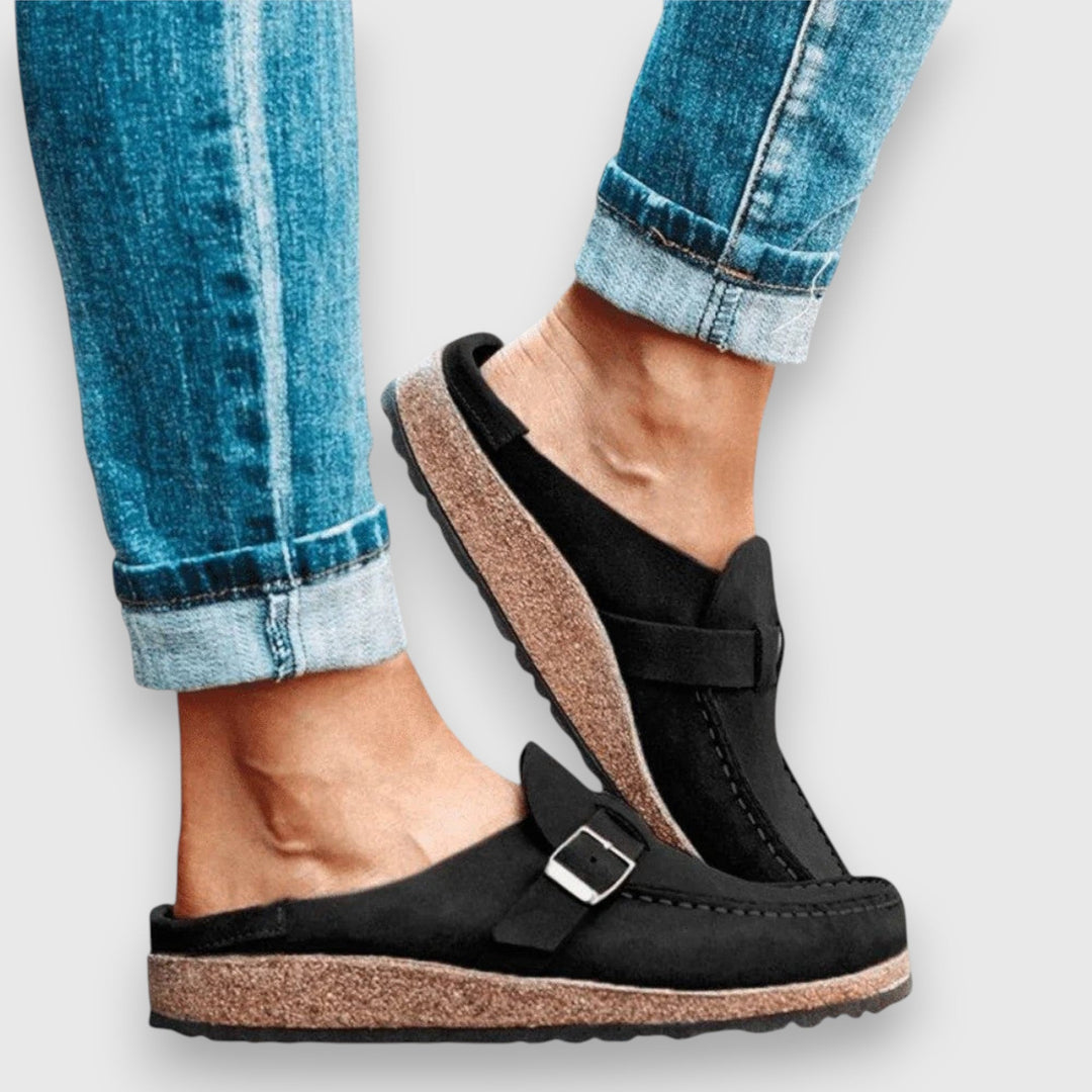 Ultimate comfort women's walking sandals, non-slip for active summer days & everyday use.