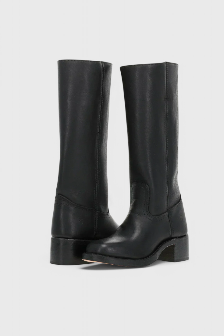 Classic black knee-high heeled boots for women, offering an elegant and comfortable style.