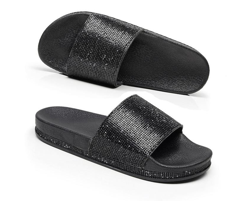 Crystal-studded women's slides, comfortable, fashionable, and perfect for summer.