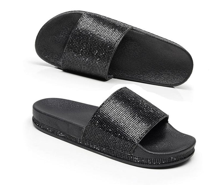 Crystal-studded women's slides, comfortable, fashionable, and perfect for summer.