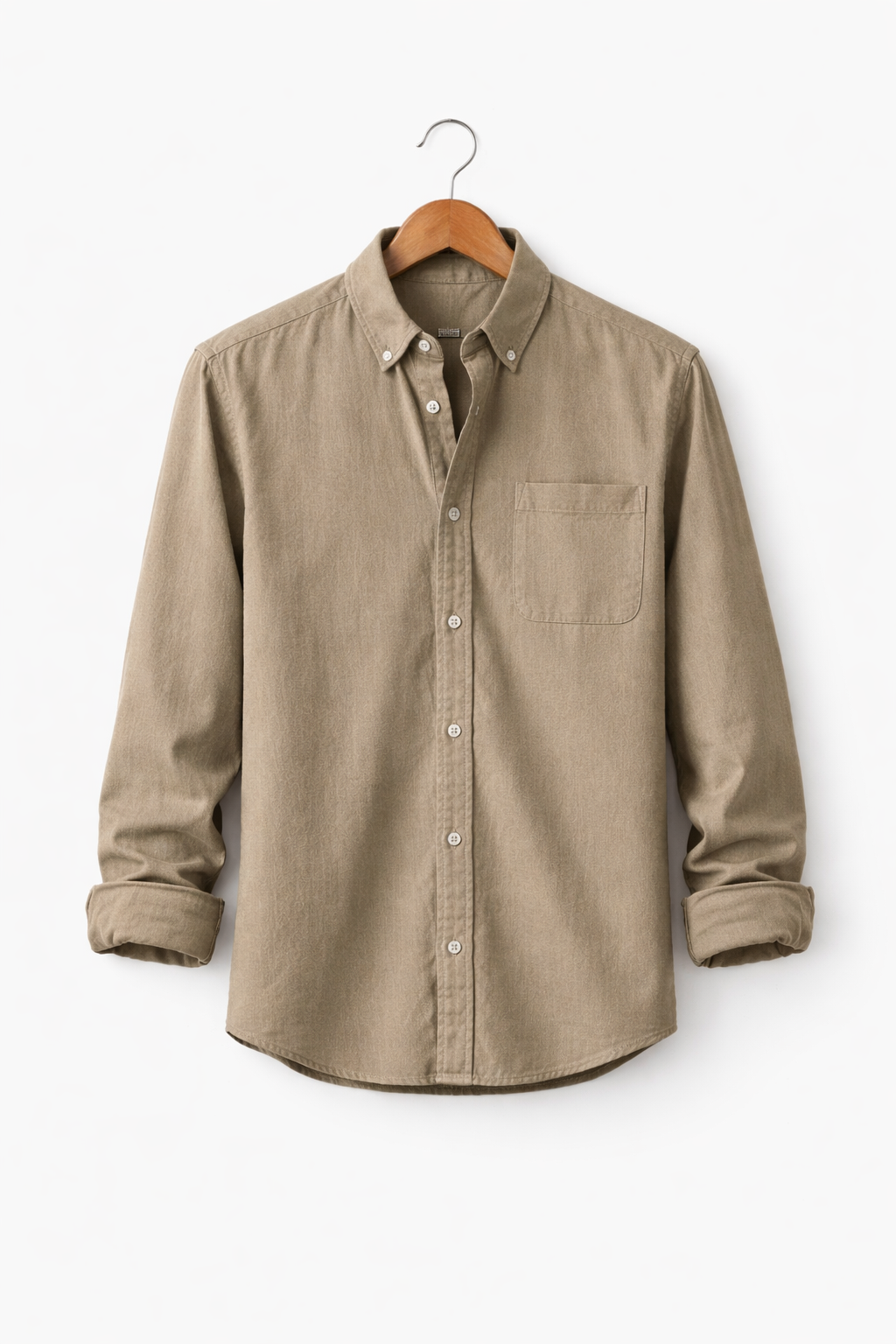Versatile men's long sleeve chambray shirt, relaxed fit. Great for casual and smart casual occasions.