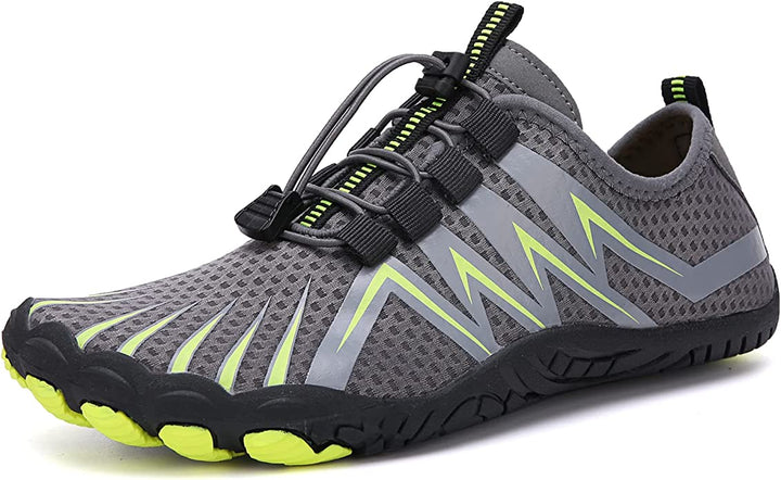 Minimalist men's barefoot footwear, breathable and comfortable for natural walking.