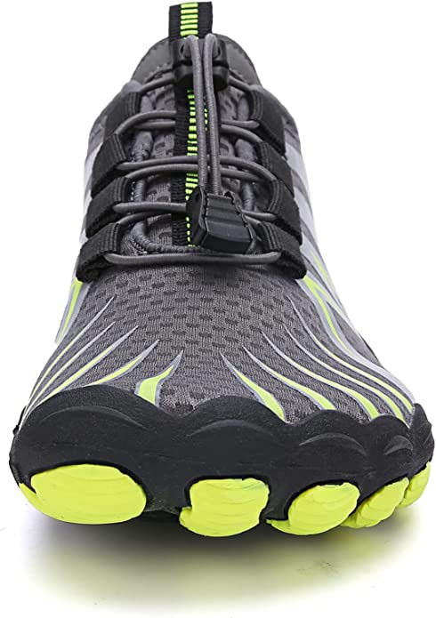 Comfortable men's barefoot shoes, lightweight and flexible for natural movement.