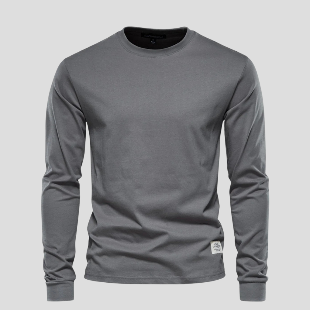 Comfortable men's long-sleeve round-neck shirt, a classic choice for daily casual style.