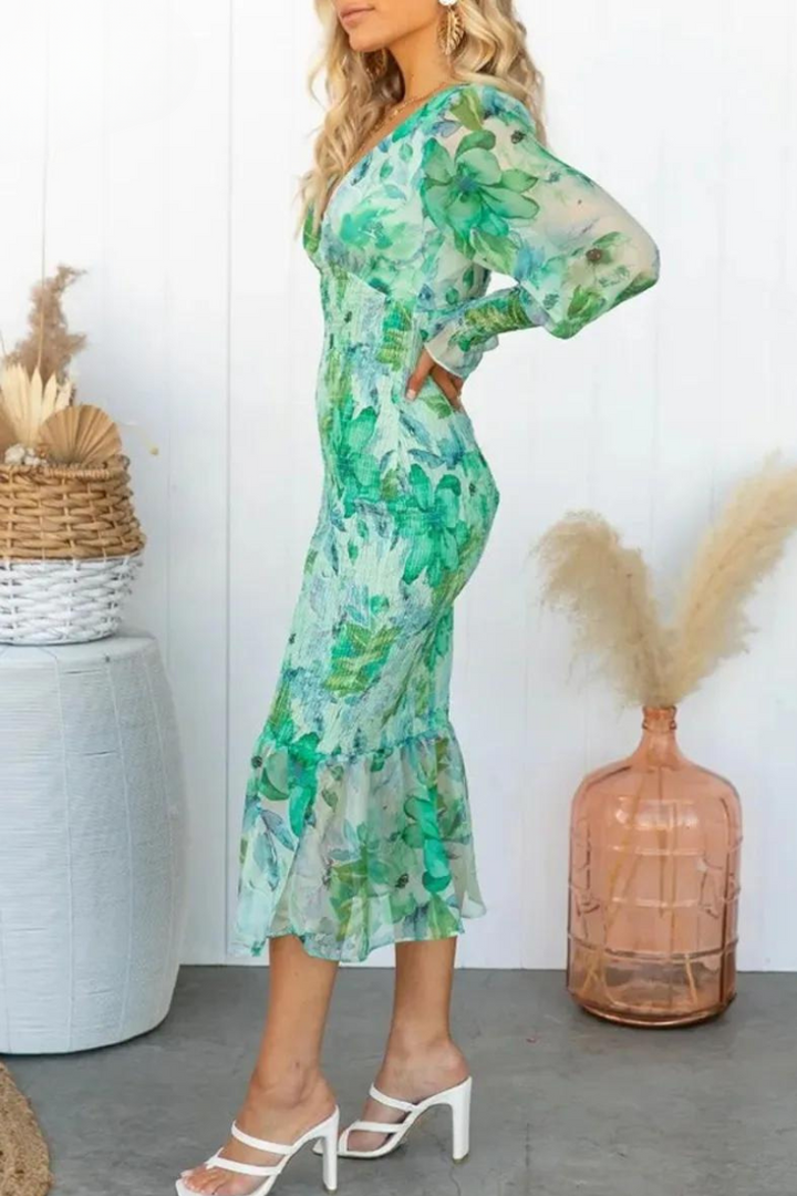 Chic women's floral print midi dress, an elegant choice for spring & summer outings.