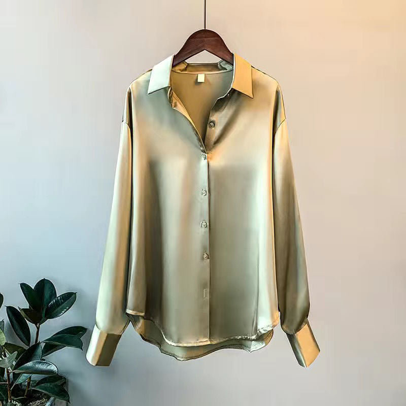 Stylish women's long-sleeve blouse, an elegant luxury top offering versatile fashion for any occasion.