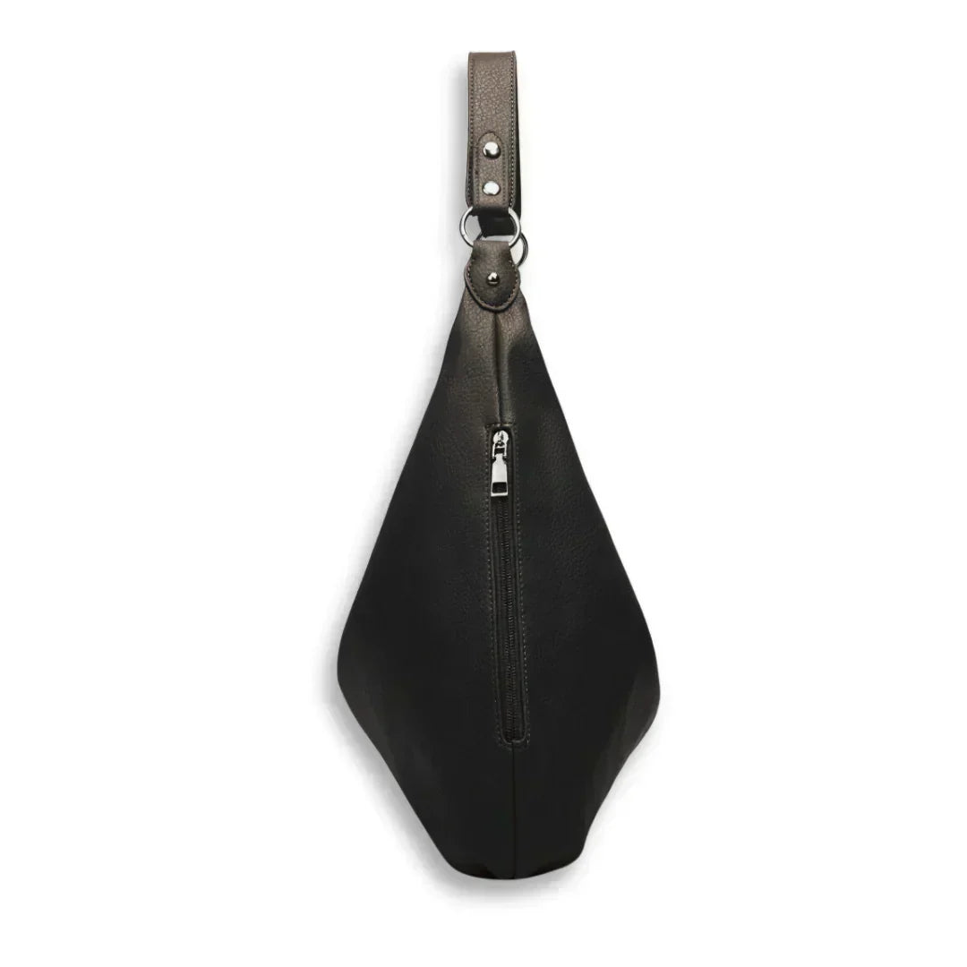 Elegant everyday hobo bag for women, a fashionable shoulder bag for any occasion.