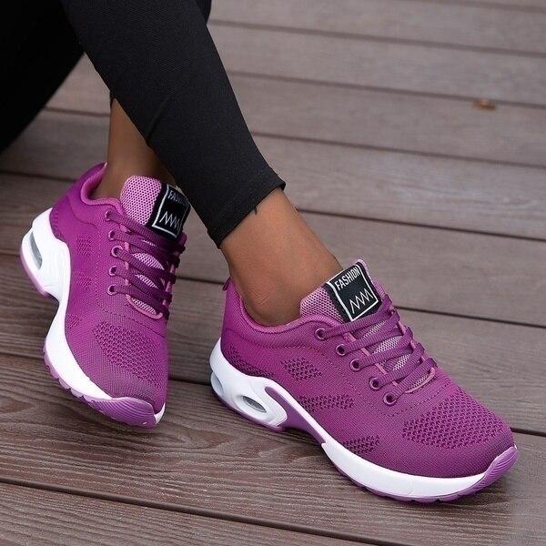 Sporty women's lightweight sneakers, offering style and comfort for daily activities.