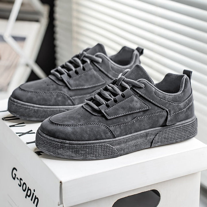 Men's comfortable sneakers, lightweight and perfect for all-day casual wear. Essential footwear for walking & daily activities.