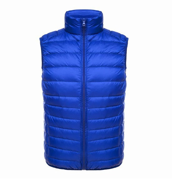 Casual men's polyester gilet, lightweight and padded, perfect for layering and outdoor comfort.