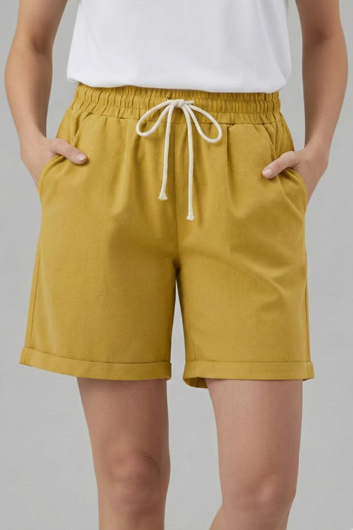 Everyday versatile women's shorts, elastic waist, drawstring, and useful pockets.